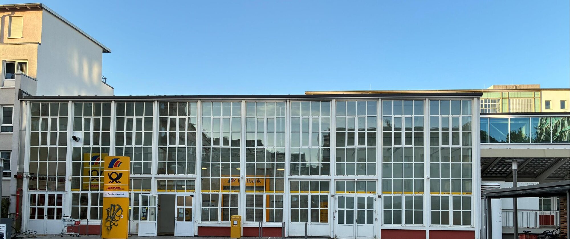Fassade zum Platz